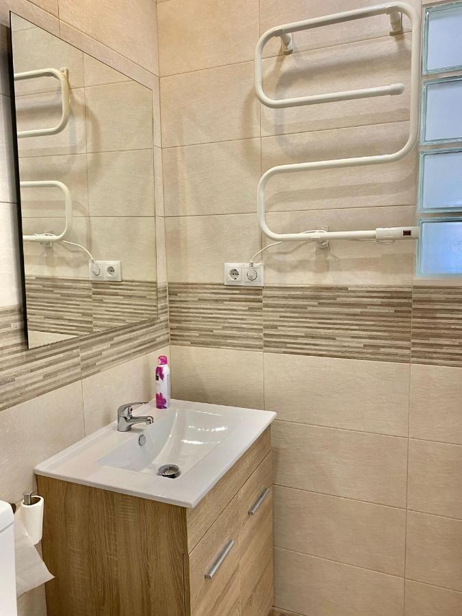 Centro Madrid Rio - Monederos 48 Appartement Buitenkant foto